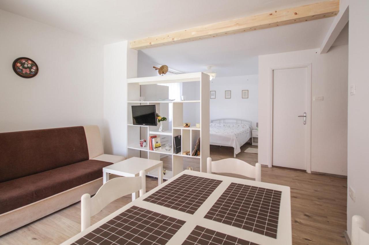 Studio La Boheme Ровинь Экстерьер фото